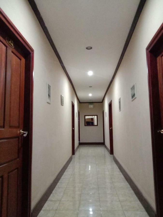Green Land Hotel Ban Nongdouang Екстер'єр фото