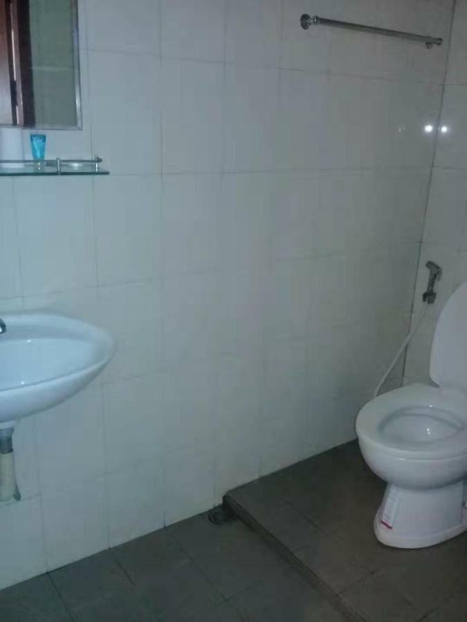 Green Land Hotel Ban Nongdouang Екстер'єр фото