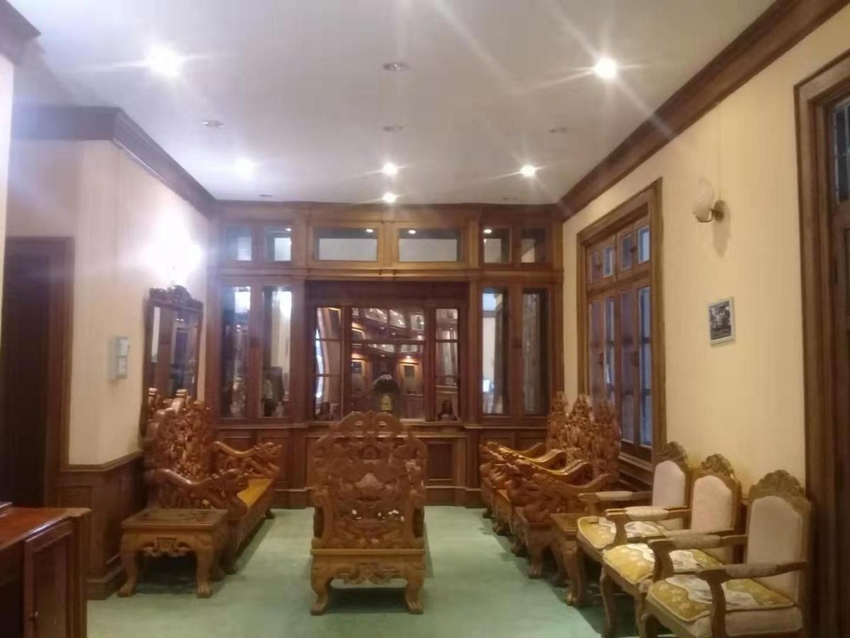Green Land Hotel Ban Nongdouang Екстер'єр фото